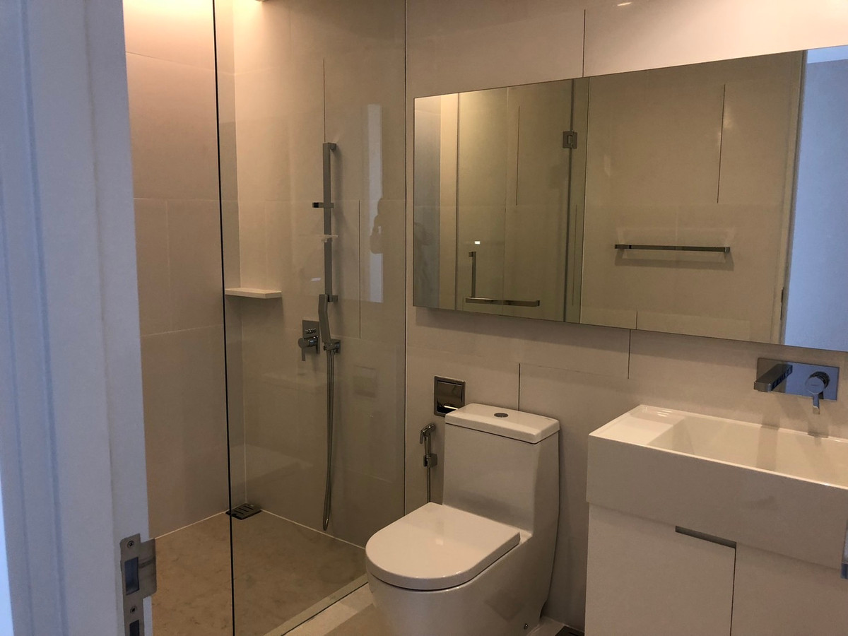 ขายคอนโดสาทร นราธิวาส : The Bangkok Sathorn / 2 Bedrooms (FOR SALE), เดอะ แบงค็อค สาทร / 2 ห้องนอน (ขาย) NONT013