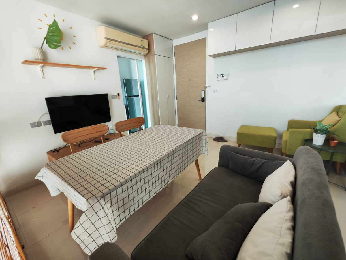 For RentCondoOnnut, Udomsuk : For Rent The Sky Sukhumvit Duplex 19th-20th fl. (RT-01)