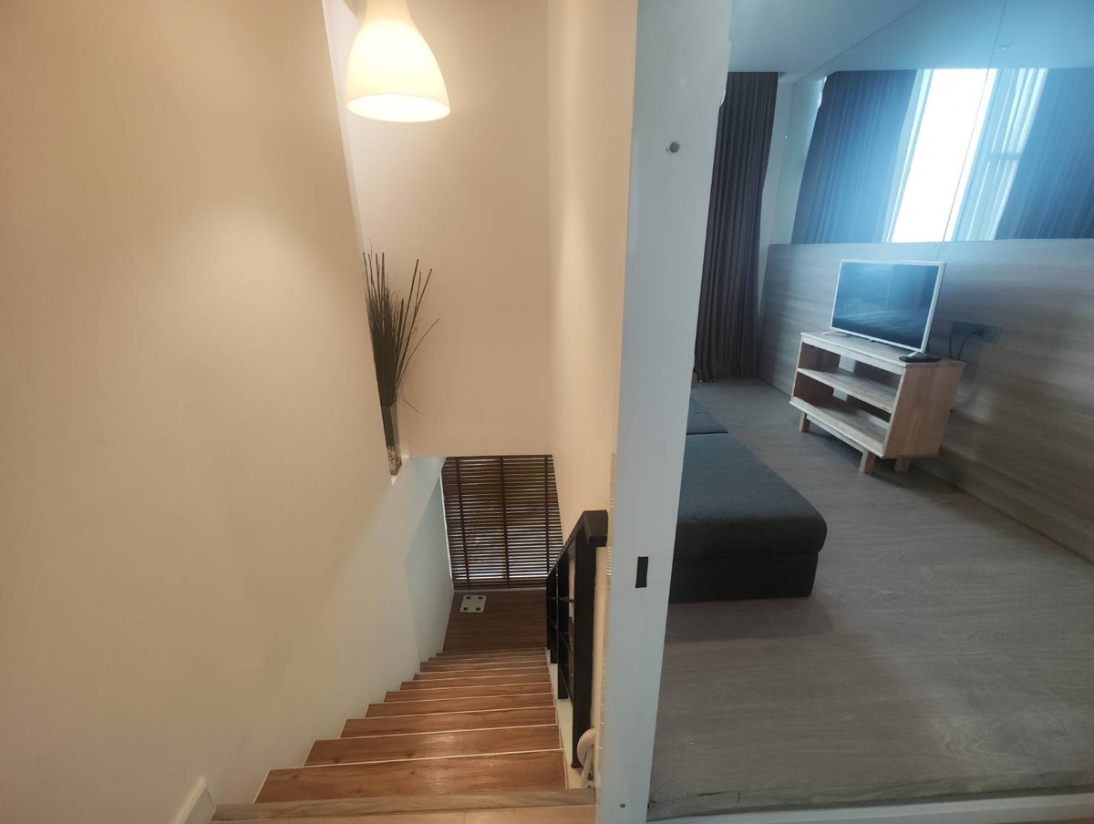 For RentCondoOnnut, Udomsuk : For Rent The Sky Sukhumvit Duplex 19th-20th fl. (RT-01)