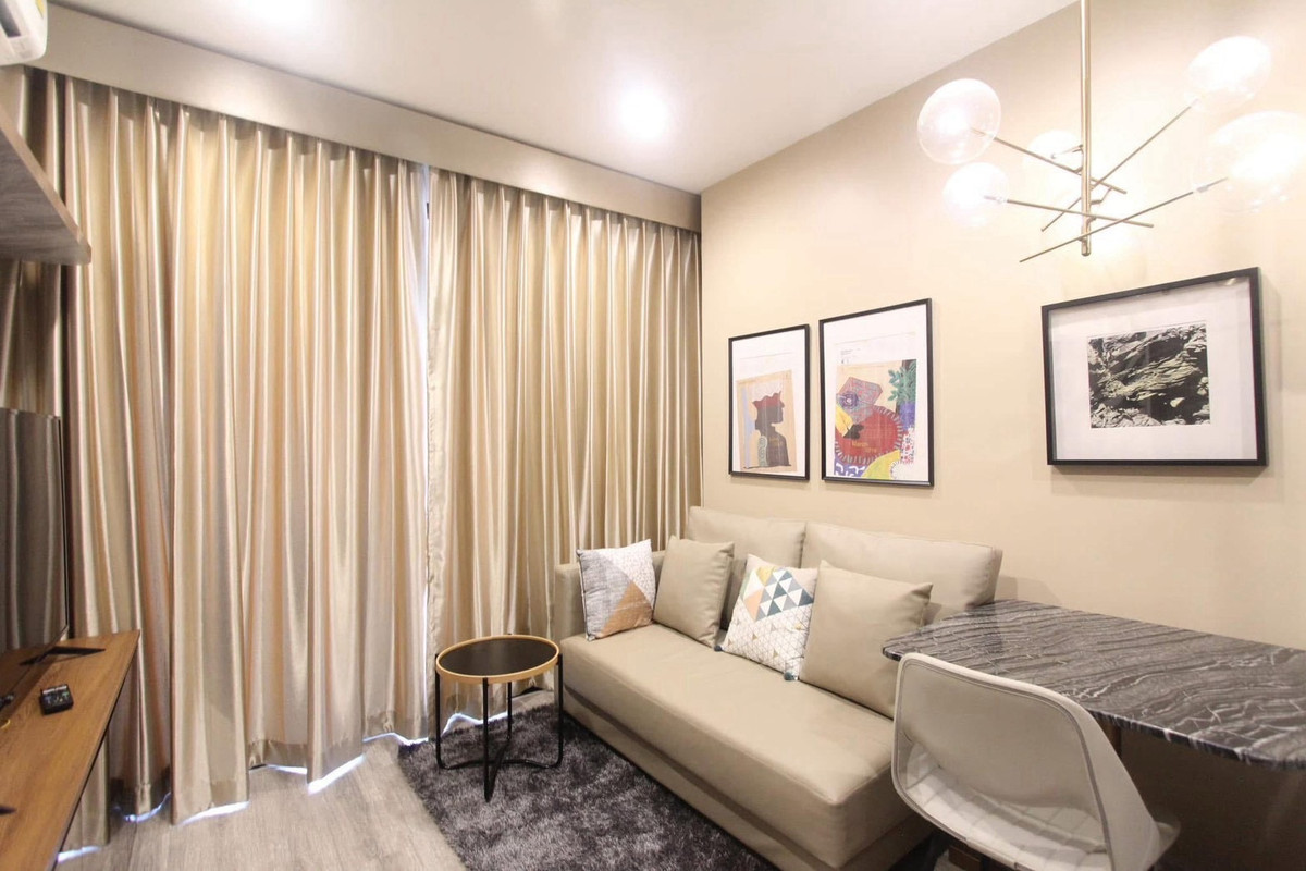 ขายคอนโดพระราม 9 เพชรบุรีตัดใหม่ RCA : Ideo Mobi Asoke — High Floor33 sq.m | Fully Built-in & Well-Designed📌Selling Price: 6.9 MB (including all transfer fees)Phat: 064-642-8664Nui: 094-624-2014