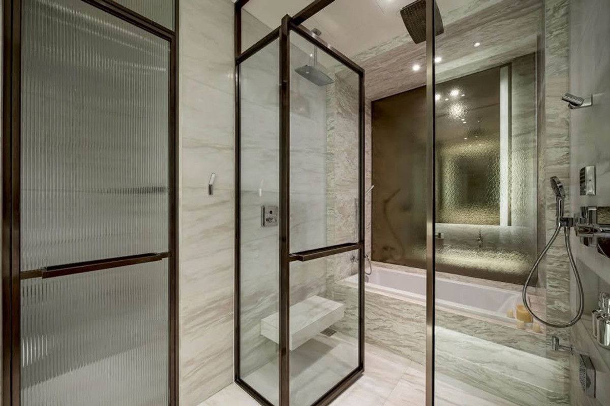 For RentCondoWitthayu, Chidlom, Langsuan, Ploenchit : Luxury condo at Scope langsuan, convenient travel, close to BTS, there is a shuttle, beautiful room, fully furnished, ready to move in.