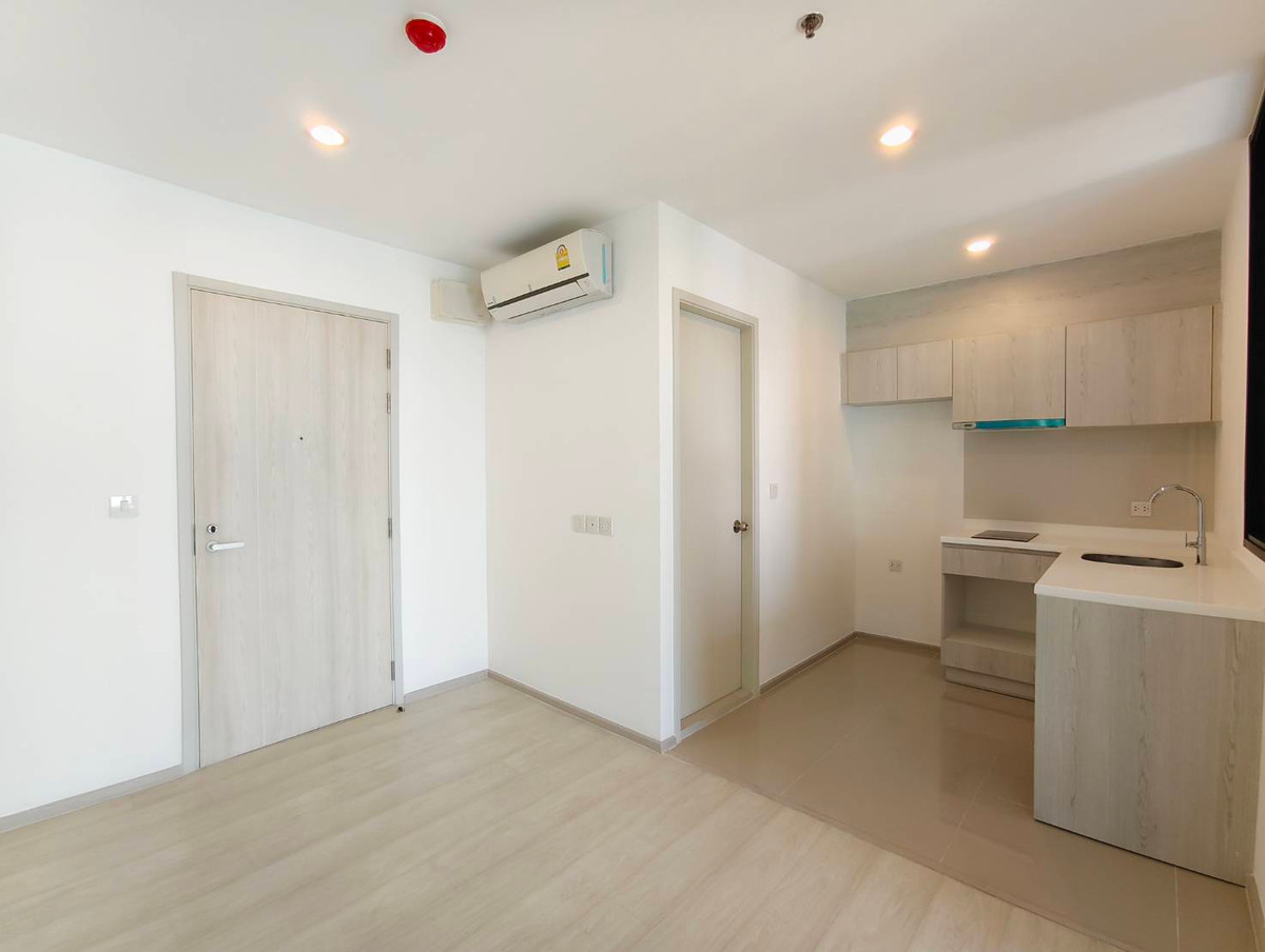 ขายคอนโดพระราม 9 เพชรบุรีตัดใหม่ RCA : Life Asoke ห้องใหม่ ไม่เคยอยู่ ชั้นสูง วิวเมือง ติด ARL มักกะสัน