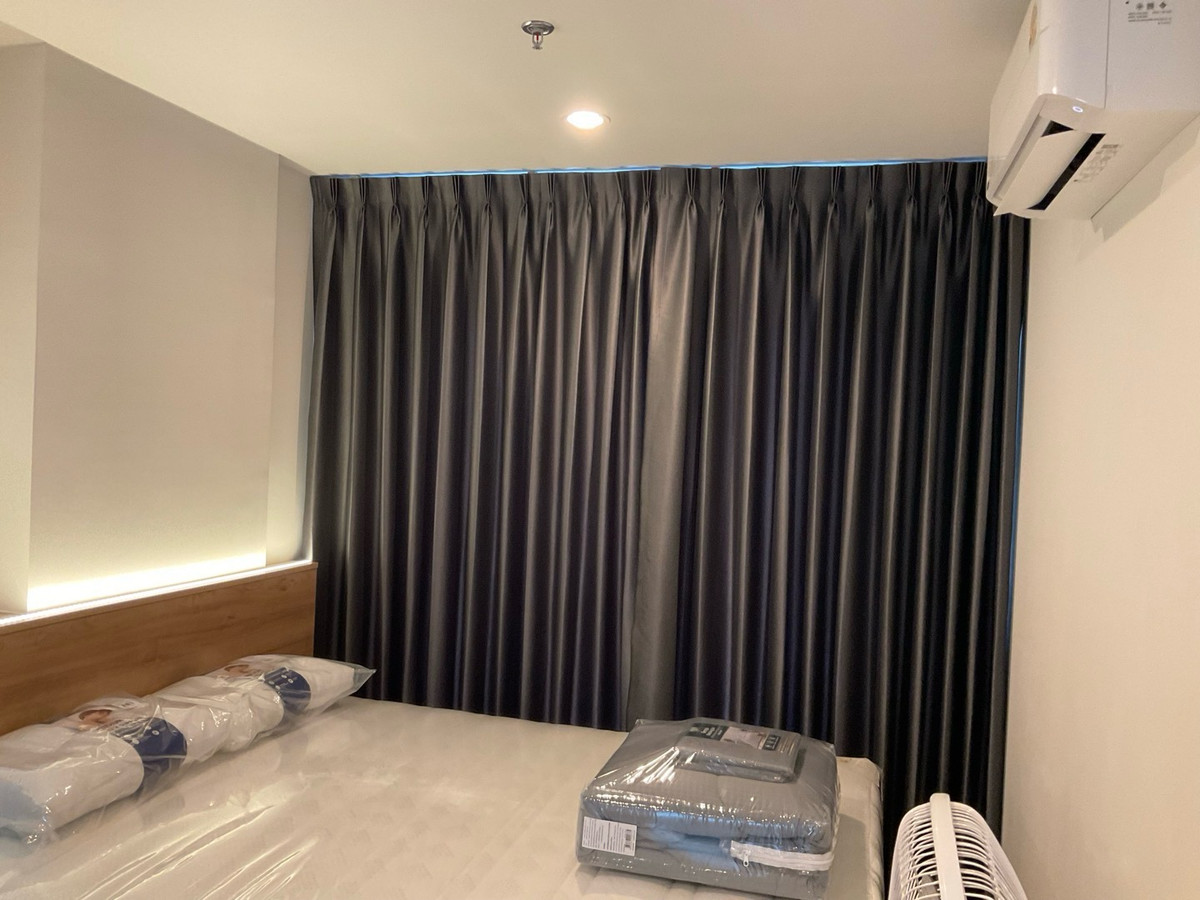 For RentCondoBangna, Bearing, Lasalle : For rent Building C, 17th floor, 1 year contract, rent 10,000 baht per month, call 0982492898line id 982592898