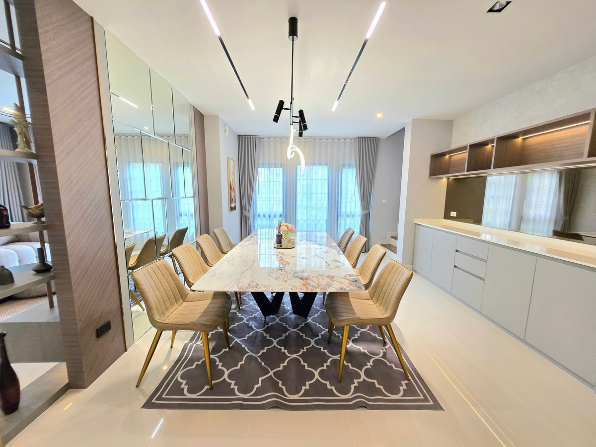 ให้เช่าบ้านบางนา แบริ่ง ลาซาล : ✨️𝐂𝐄𝐍𝐓𝐑𝐎 𝐁𝐀𝐍𝐆𝐍𝐀 | บ้านเดี่ยวให้เช่า ขนาด 4 ห้องนอน ใกล้ Mega Bangna