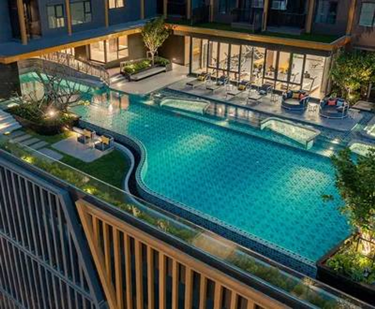 CondoRama9, Petchburi, RCA : For rent/sale The Base Phetchaburi - Thonglor, area 29.87 square meters, 9th floor, ready to move in, opposite Bangkok Hospital, New Phetchaburi Road, Bang Kapi Subdistrict, Huai Khwang District, Bangkok