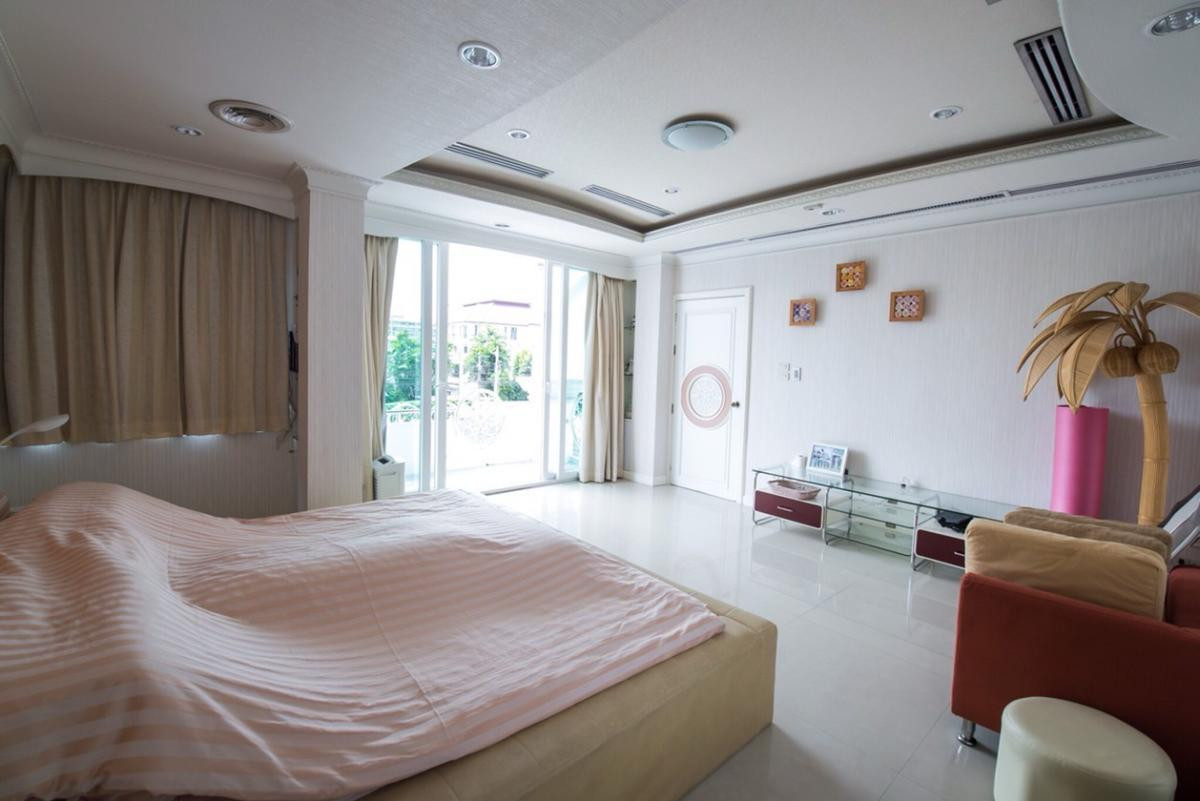 ขายบ้านพระราม 9 เพชรบุรีตัดใหม่ RCA : 🏡 บ้านเดี่ยว พระราม 9 ซอย 39 | 241 ตร.ว. 4 นอน 4 น้ำ สภาพดีพร้อมอยู่ ติดต่อนัดชม Tel. 065-626-5636 (คุณกี้)