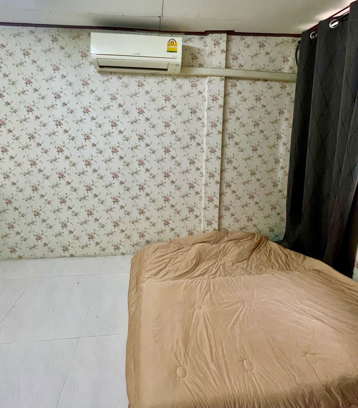 ขายทาวน์โฮมวิภาวดี ดอนเมือง หลักสี่ : ขายทาวน์เฮ้าส์2ชั้น ติดถนนในซอยวิภาวดี64 พท.18 ตรว. 2นอน2น้ำ ใกล้ตลาดสด, 7-11 ,เข้าออกได้หลายทาง เหมาะอยู่อาศัย/ค้าขายได้