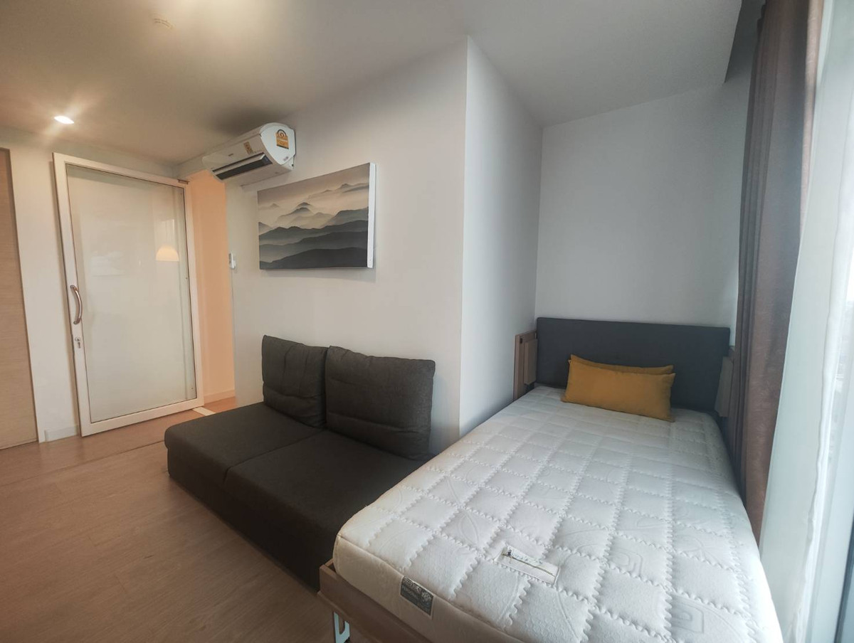 For RentCondoOnnut, Udomsuk : For Rent The Sky Sukhumvit Duplex 19th-20th fl. (RT-01)