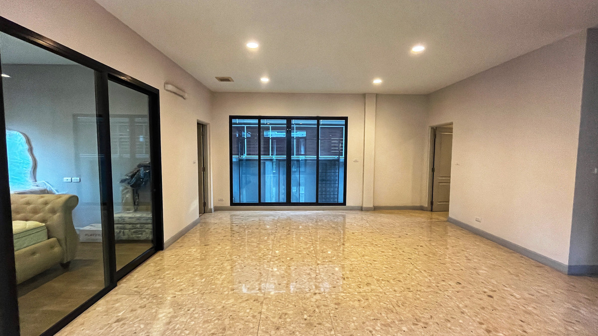 For SaleHouseEakachai, Bang Bon : Grand Bangkok Boulevard Sathorn Kanlapaphruek for sale.