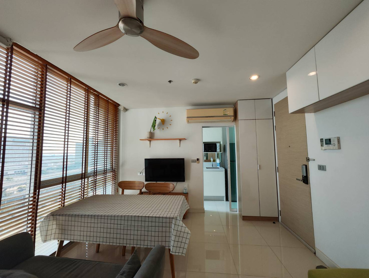 For RentCondoOnnut, Udomsuk : For Rent The Sky Sukhumvit Duplex 19th-20th fl. (RT-01)