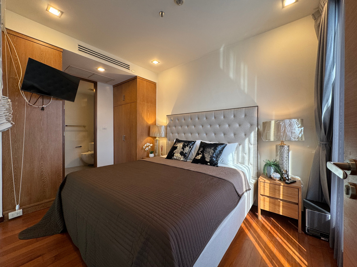 ให้เช่าคอนโดสุขุมวิท อโศก ทองหล่อ : Ashton Morph for rent! 🔥Pet-friendly 2 bedroom duplex 110 sq.m fully furnished with private pool near BTS Thonglor