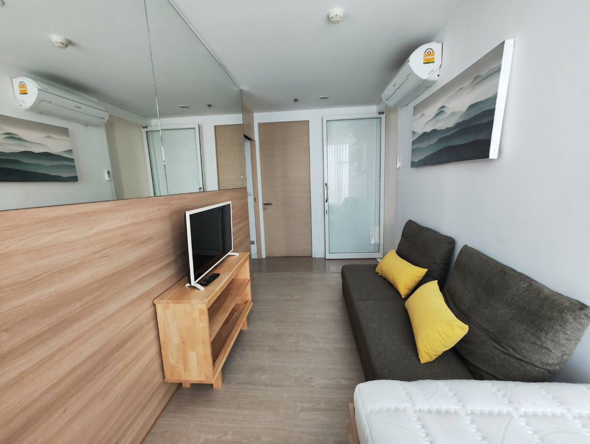 For RentCondoOnnut, Udomsuk : For Rent The Sky Sukhumvit Duplex 19th-20th fl. (RT-01)