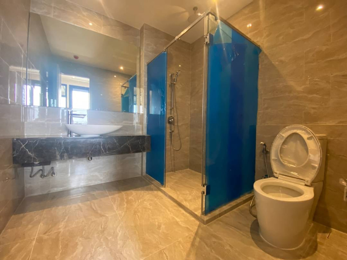 For RentCondoRama9, Petchburi, RCA : Ashton Asoke-Rama 9 Condo for RENT  ** Ashton Asoke - Rama 9  ห้องกว้าง 35 ตรม. 1 นอน 1 น้ำ พร้อมอยู่@ 26,000 บาท โทรด่วน 096-2615656  ห้องกว้าง 35 ตรม. 1 นอน 1 น้ำ เฟอร์ครบ พร้อมอยู่    Location : Rama 9   Selling Price : 26,000 Baht  Condominium near MR