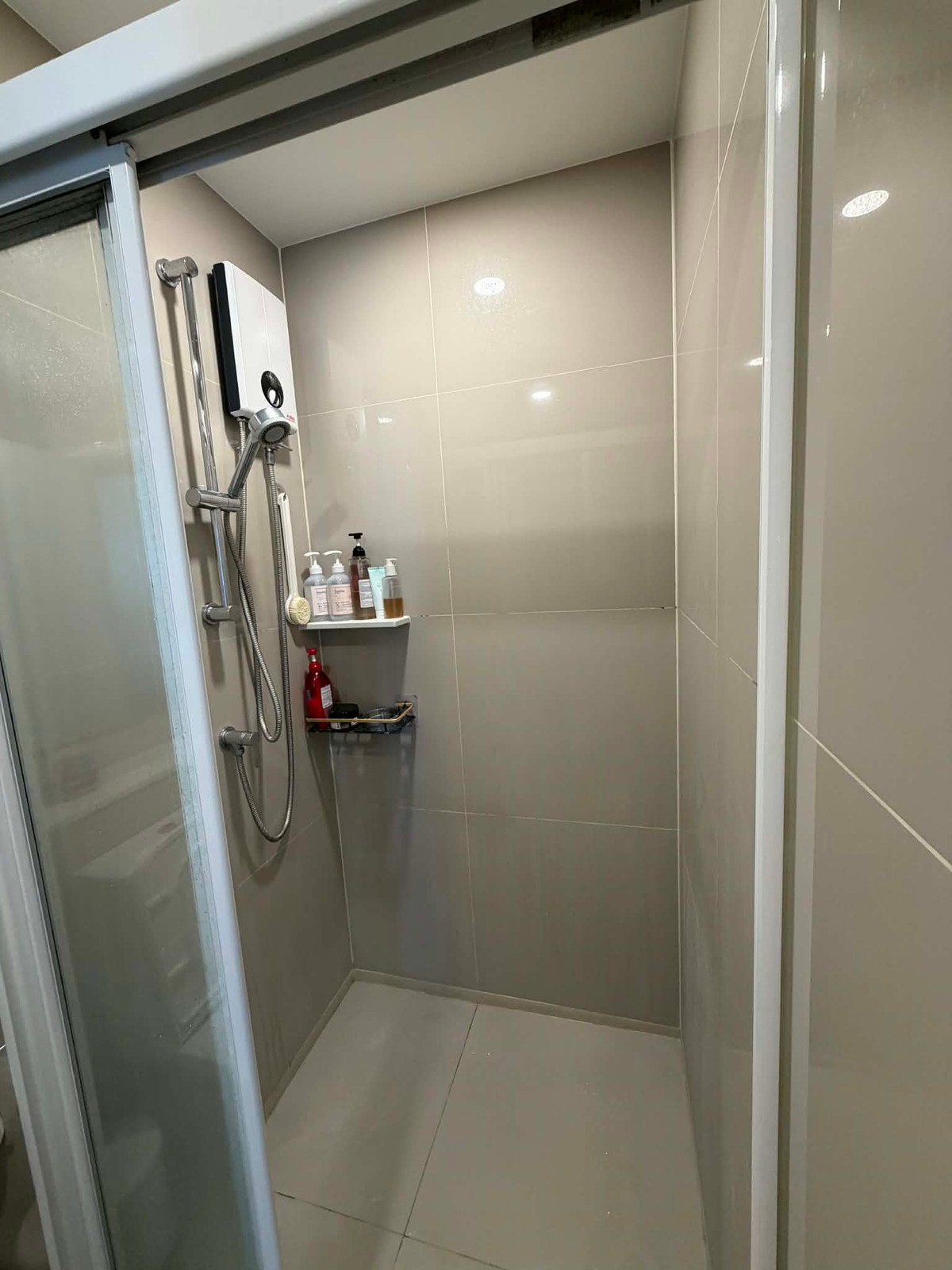 For SaleCondoSapankwai,Jatujak : ⚡️Hot Deal⚡️Denim jatujuk 1Bed 29 Sqm near Mo Chit, best price 3.05 Mb with furniture and electrical appliances ⚡️If interested, contact Putter 0928895628 line : plustor_ss