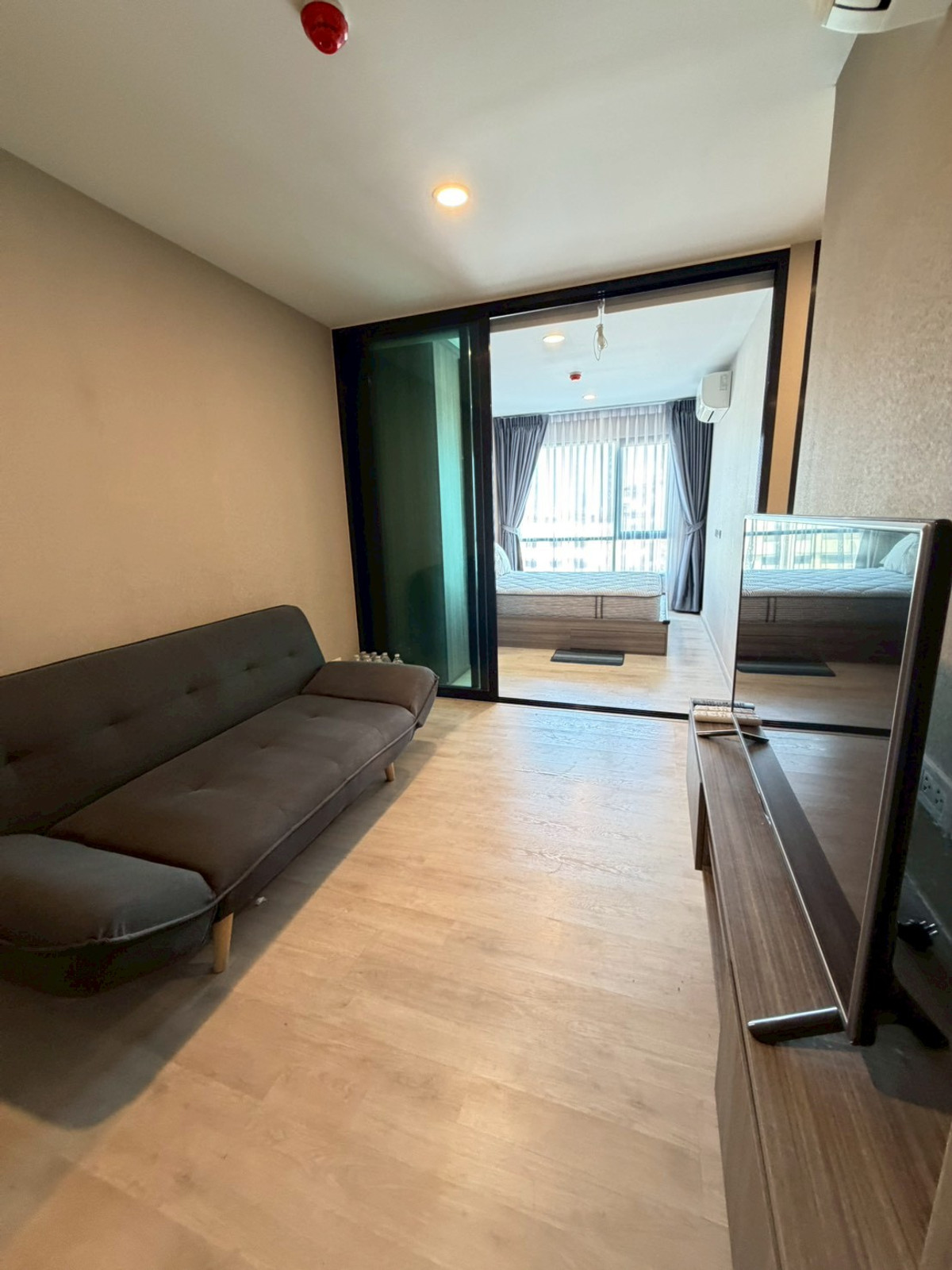 ให้เช่าคอนโดบางนา แบริ่ง ลาซาล : 1 ห้องนอน The Origin Sukhumvit 105