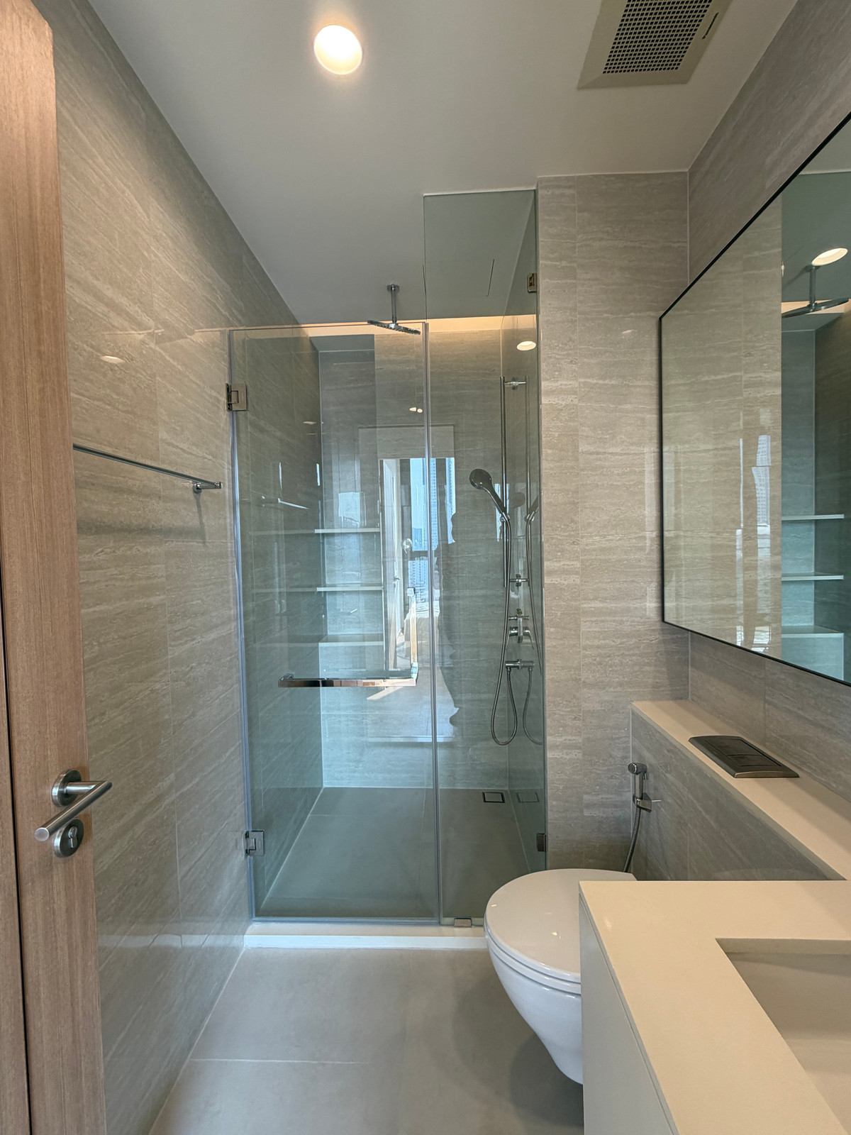 For RentCondoSathorn, Narathiwat : 🔥For Rent Now🔥 Anil Sathorn 12, Spacious 2-Bedroom Unit with High-Rise City View, Fully Furnished, Ready to Move In, Near BTS Saint Louis