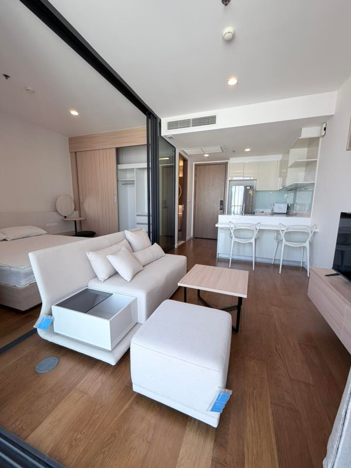 For RentCondoWongwianyai, Charoennakor : ✨Condo for Rent : Bright Wongwianyai (AP-02) ( line : @condo91 )