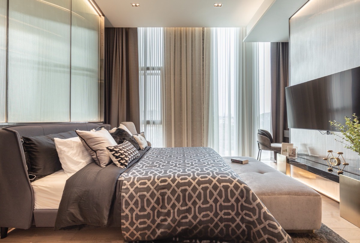 ขายทาวน์โฮมลาดพร้าว เซ็นทรัลลาดพร้าว : ราคาพิเศษ ‼️Novel Residence Ladprao 18 ขนาด 350 Sq.m 3 bed 4 bath พิเศษ เพียง 32.9 MB เท่านั้น !! ติดต่อ 086-795-9997 