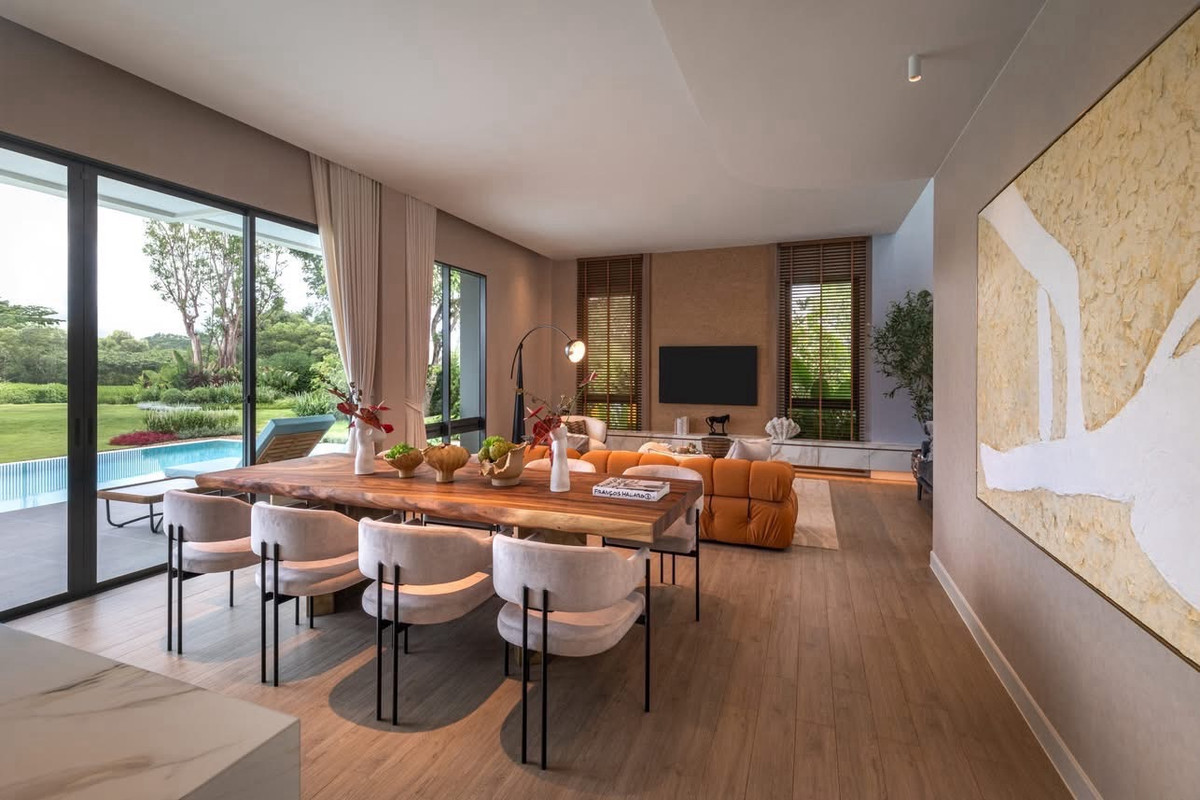 For SaleHouseSamut Prakan,Samrong : ⭐️Special price for project closing ⭐️The River size 454 Sq.m 4 bed 5 bath special price only 24.9 MB. Make an appointment to view the project. 086-795-9997(Jimmy)