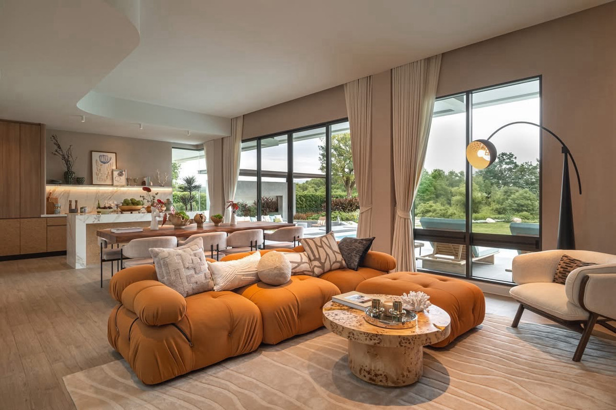 For SaleHouseSamut Prakan,Samrong : ⭐️Special price for project closing ⭐️The River size 454 Sq.m 4 bed 5 bath special price only 24.9 MB. Make an appointment to view the project. 086-795-9997(Jimmy)