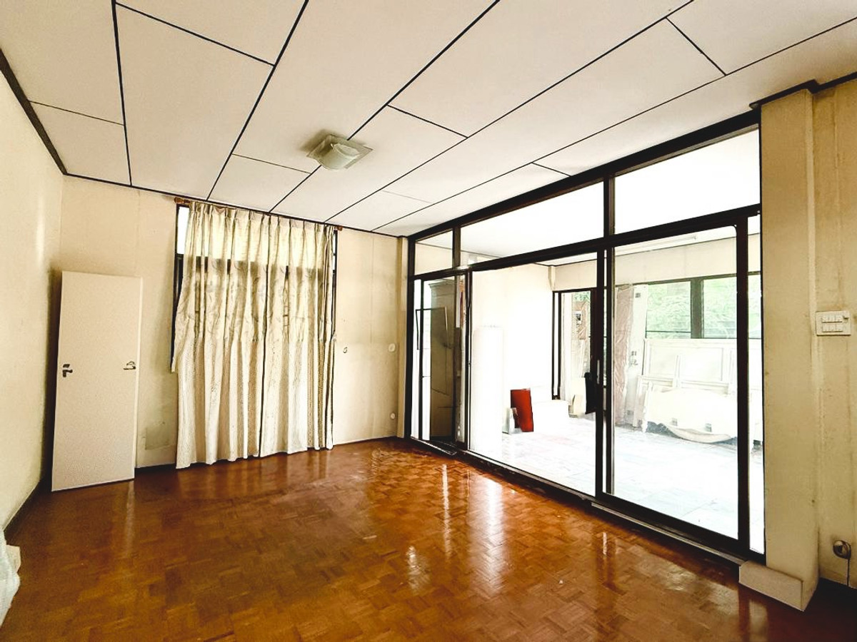 ให้เช่าบ้านสุขุมวิท อโศก ทองหล่อ : ให้เช่า บ้านเดี่ยว สุขุมวิท 26      เลี้ยงสัตว์ได้      ทำธุรกิจได้ 