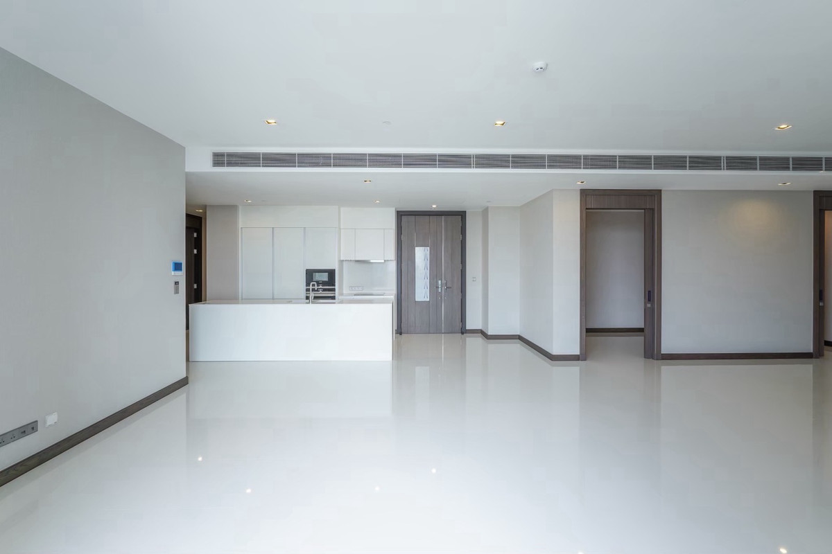 ขายคอนโดนานา : 🏛️🏛️Penthouse |ขายคอนโด Q 1 Sukhumvit | คิววัน สุขุมวิท ติด BTS นานา ขนาด 296 Sq.m 4 bed 5 bath ราคาพิเศษ 130 MB !! ติดต่อ 086-795-9997 (จิมมี่)