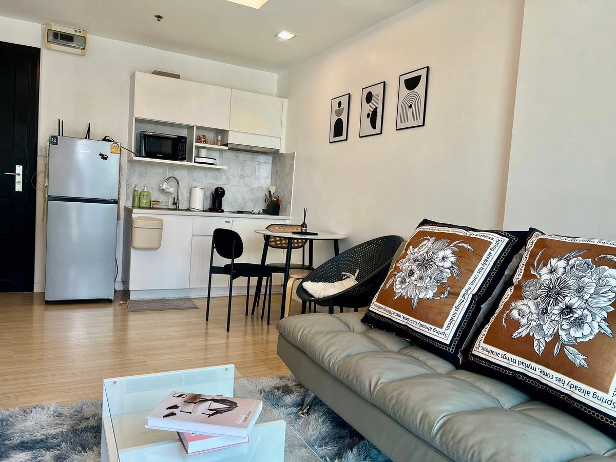 ให้เช่าคอนโดพระราม 9 เพชรบุรีตัดใหม่ RCA : ✨Condo for Rent : Thru Thonglor Condo (AP-02) ( line : @condo91 )