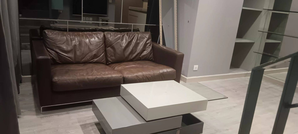 For RentCondoRama9, Petchburi, RCA : !! Beautiful room for rent, Condo Ideo Mobi Rama 9, near MRT Rama 9.