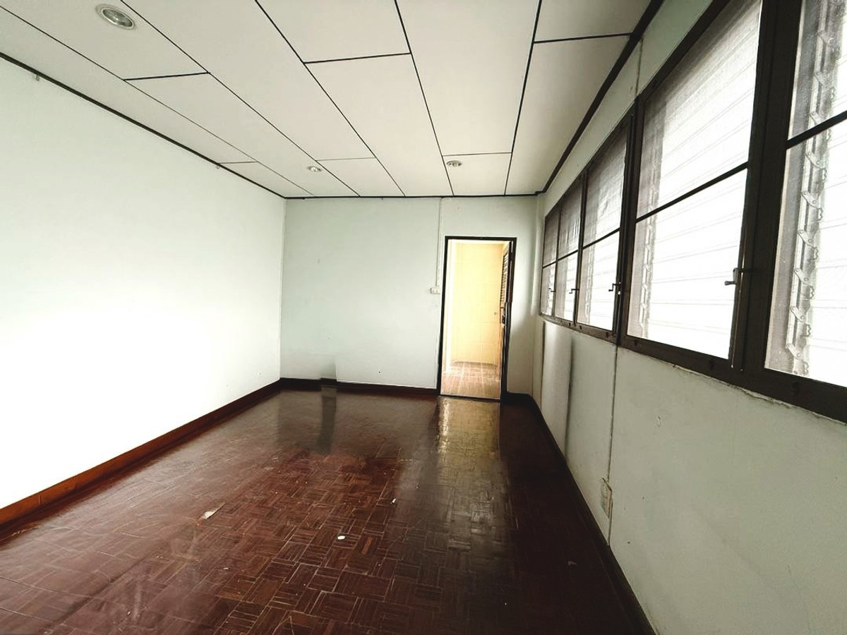 ให้เช่าบ้านสุขุมวิท อโศก ทองหล่อ : ให้เช่า บ้านเดี่ยว สุขุมวิท 26      เลี้ยงสัตว์ได้      ทำธุรกิจได้ 