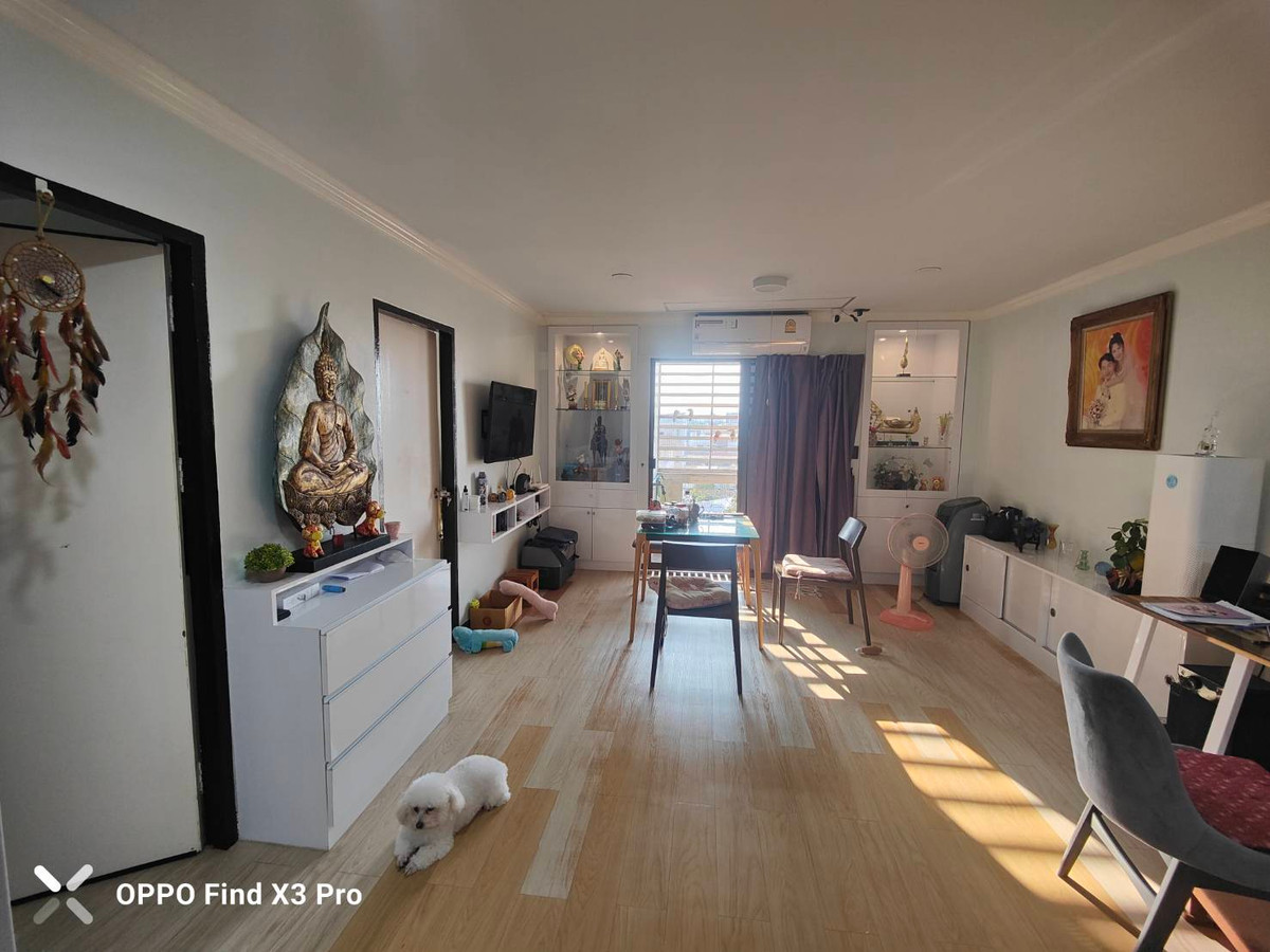 ขายคอนโดรามคำแหง หัวหมาก : ขาย 2 นอน บดินทร์สวีท เฟอร์ครบ 2.69 ล้าน 72 ตารางเมตร ห้องใหญ่ ระเบียงกว้าง