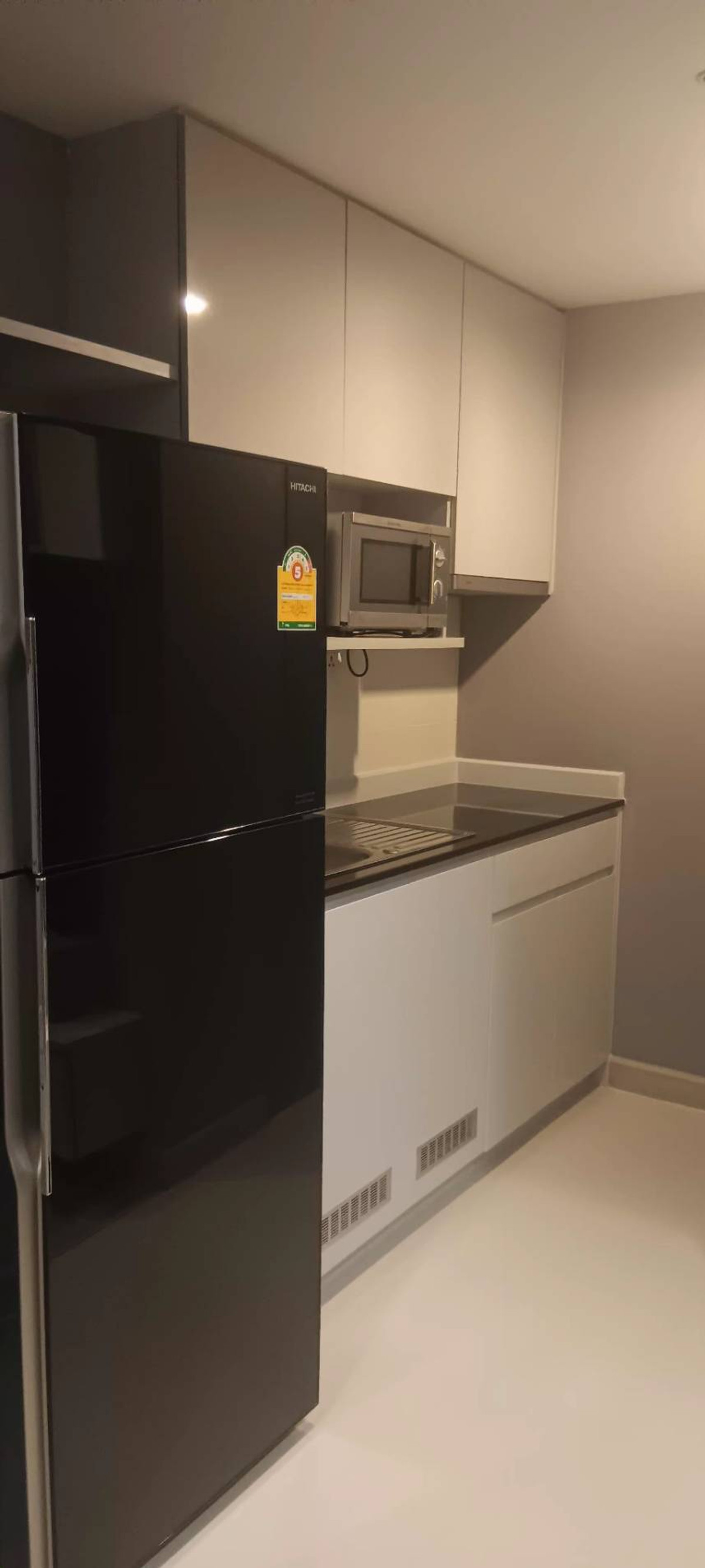 For RentCondoRama9, Petchburi, RCA : !! Beautiful room for rent, Condo Ideo Mobi Rama 9, near MRT Rama 9.