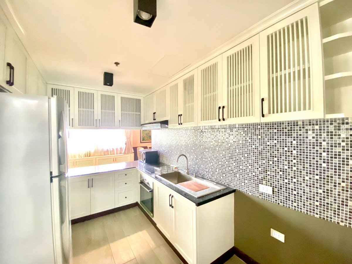 ขายคอนโดสุขุมวิท อโศก ทองหล่อ : ขาย คอนโด​ อโศก เพลส ถนน สุขุมวิท 21 แขวงคลองเตย เขตวัฒนา กทม. วิวสวย 180 องศา รอบด้าน