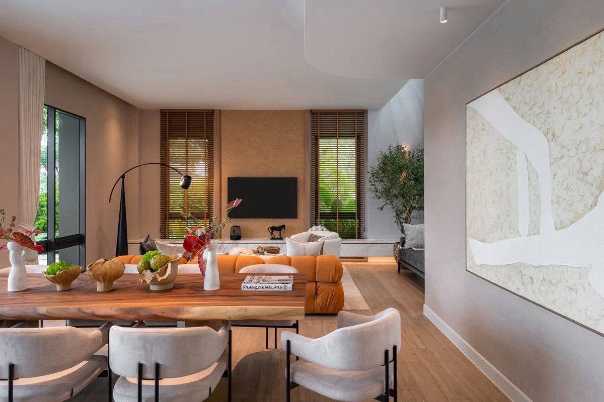 For SaleHouseSamut Prakan,Samrong : ⭐️Special price for project closing ⭐️The River size 454 Sq.m 4 bed 5 bath special price only 24.9 MB. Make an appointment to view the project. 086-795-9997(Jimmy)