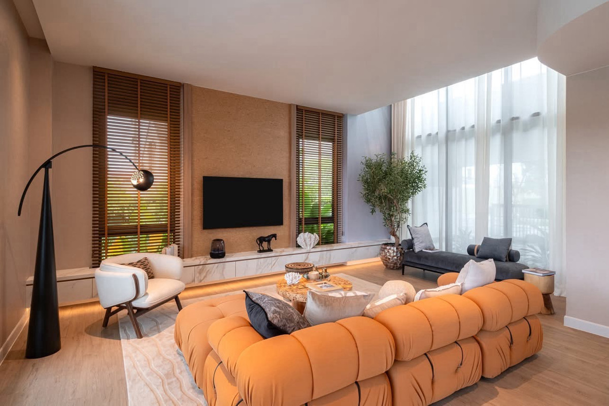 For SaleHouseSamut Prakan,Samrong : ⭐️Special price for project closing ⭐️The River size 454 Sq.m 4 bed 5 bath special price only 24.9 MB. Make an appointment to view the project. 086-795-9997(Jimmy)