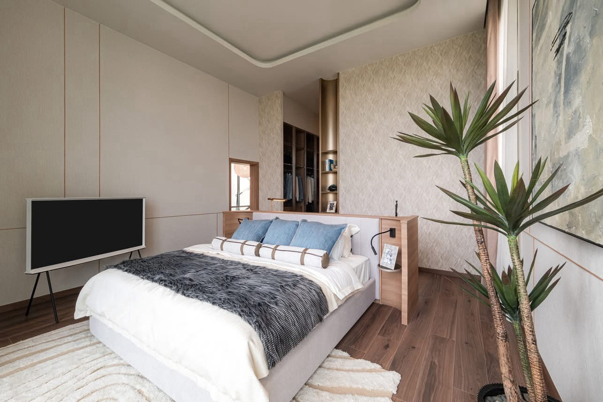 For SaleHouseSamut Prakan,Samrong : ⭐️Special price for project closing ⭐️The River size 454 Sq.m 4 bed 5 bath special price only 24.9 MB. Make an appointment to view the project. 086-795-9997(Jimmy)