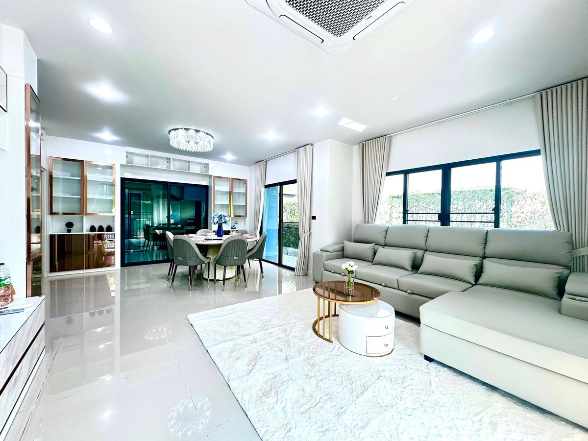 ให้เช่าบ้านพัฒนาการ ศรีนครินทร์ : บ้านเดี่ยวให้เช่า Setthasiri Krungthep Kreetha 2 พร้อมเข้าอยู่ ใกล้โรงเรียนนานาชาติ Please call: 062-496-6454