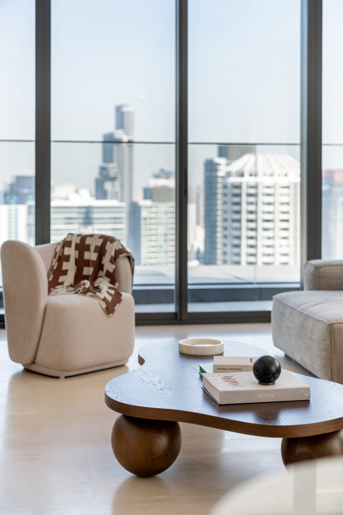 ให้เช่าคอนโดสุขุมวิท อโศก ทองหล่อ : 🚀 SCOPE ทองหล่อ - (เช่า) 190ตรม. 2นอน2น้ำ ชั้นสูง นัดชมด่วน 092-545-6151 (ทิม)