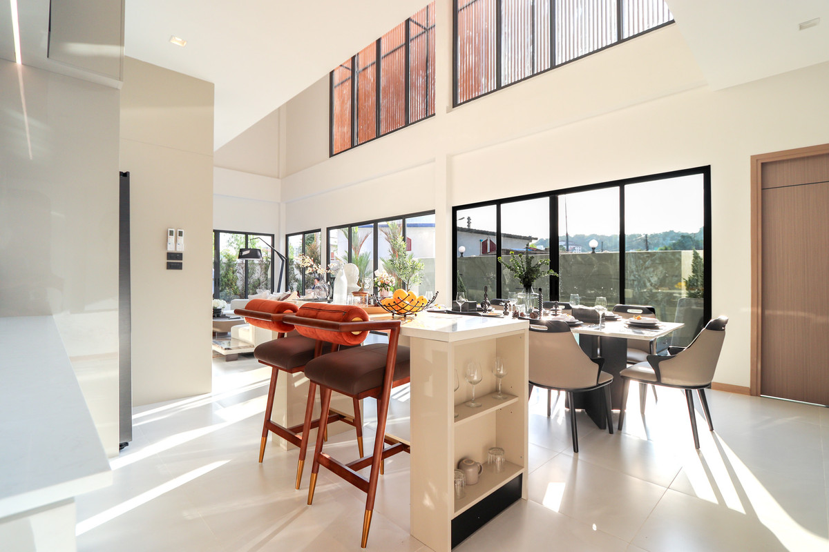 ขายพัทยา บางแสน ชลบุรี สัตหีบ : ขาย/ให้เช่า พูลวิลล่าหรู พัทยาใต้ ทำเลดีที่สุดใจกลางเมืองพัทยา 