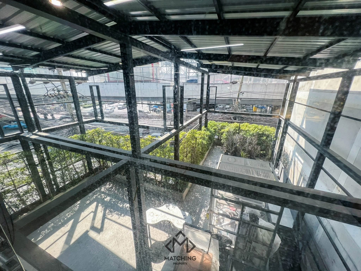 Shop HouseRama9, Petchburi, RCA : 6901-076 For sale/rent, Standalone Style office building, modern, 8 floors, ready for use, Rama 9 area.