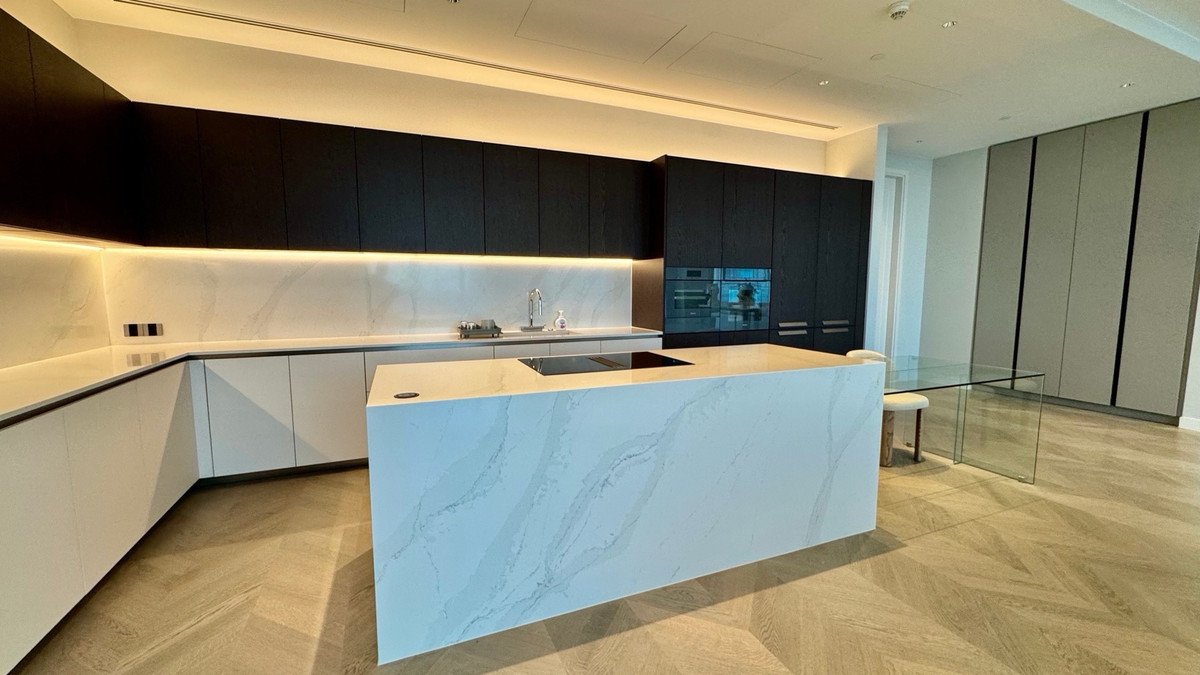 For RentCondoWitthayu, Chidlom, Langsuan, Ploenchit : Ultra Luxury Condo on Wireless Road in Prime Embassy District Ploenchit