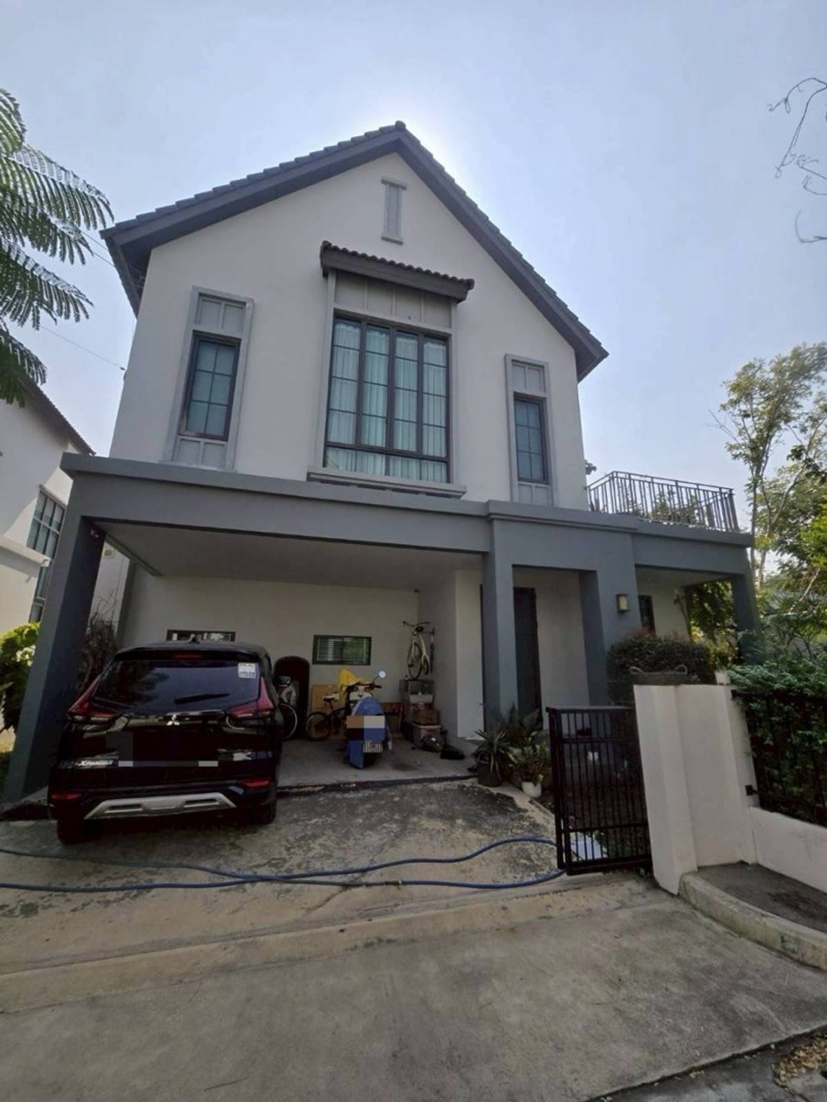 บ้านราษฎร์บูรณะ สุขสวัสดิ์ : 🏡 ขาย / ให้เช่า บ้านเดี่ยวหลังมุม พื้นที่สวนกว้าง
โครงการ สราญสิริ ประชาอุทิศ 90 (Sansiri)
บ้านสวย สภาพดี ฟังก์ชันครบ เหมาะกับครอบครัวใหญ่ ในสังคมคุณภาพจากแสนสิริ