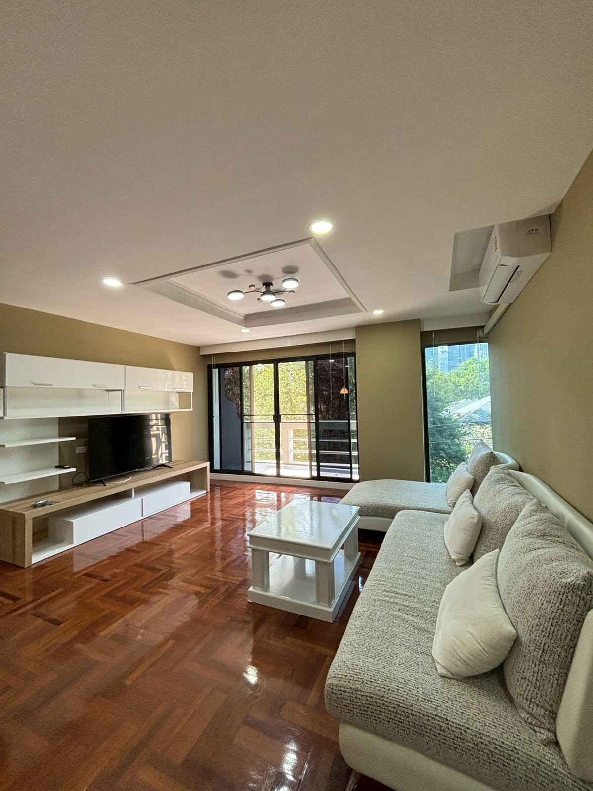 ให้เช่าคอนโดสุขุมวิท อโศก ทองหล่อ : LTH14145 – Condo for Rent | 49 Suites | 90 sqm | 2 Beds 2 Baths | Near BTS Thonglor | 45K/Month | คอนโดให้เช่า โฟร์ตี้ไนน์ สวีท