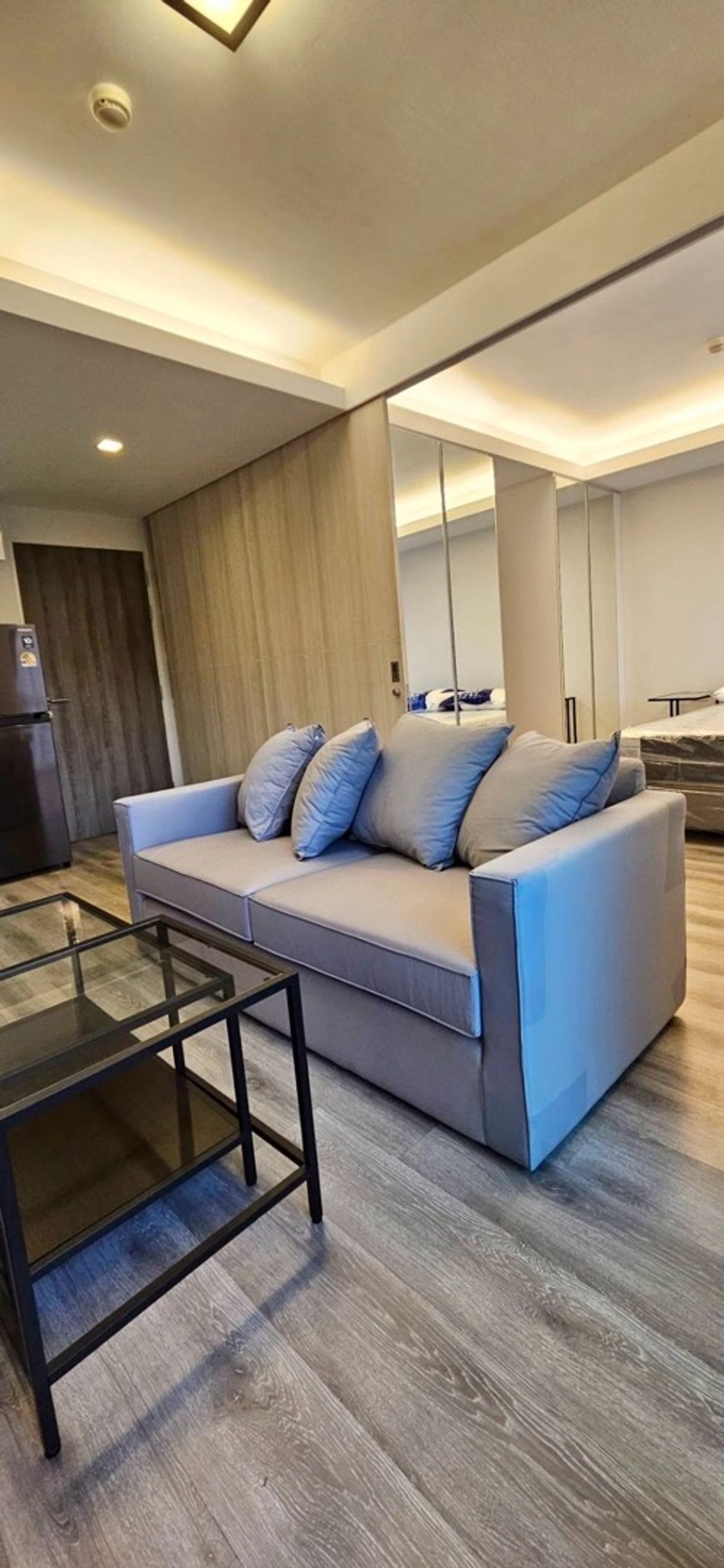 ให้เช่าคอนโดแจ้งวัฒนะ เมืองทอง : 📍 โครงการ : Double Lake Condominium Phase 2🚝 ใกล้ : MRT สายสีชมพู สถานีทะเลสาบเมืองทองธานี 💵 ราคาเช่า : 13,000 บาท / เดือน