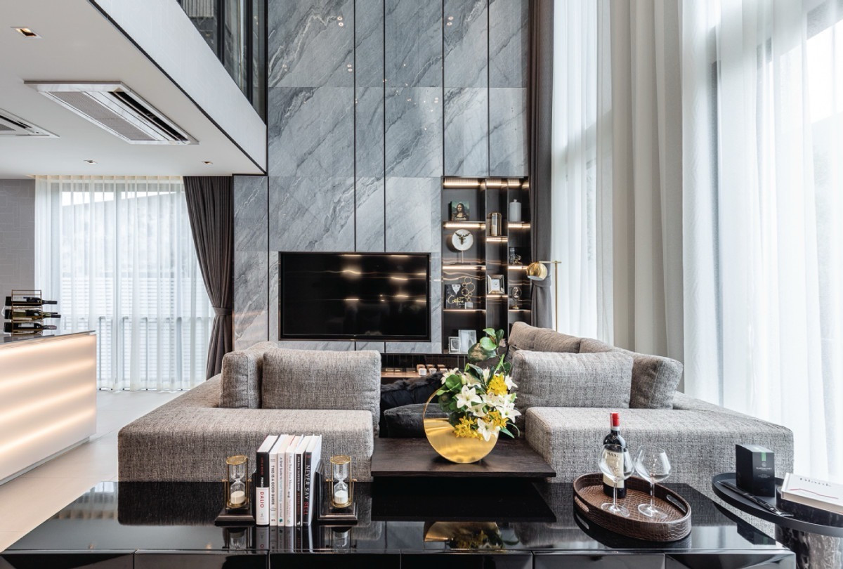 ขายทาวน์โฮมลาดพร้าว เซ็นทรัลลาดพร้าว : ราคาพิเศษ ‼️Novel Residence Ladprao 18 ขนาด 350 Sq.m 3 bed 4 bath พิเศษ เพียง 32.9 MB เท่านั้น !! ติดต่อ 086-795-9997 