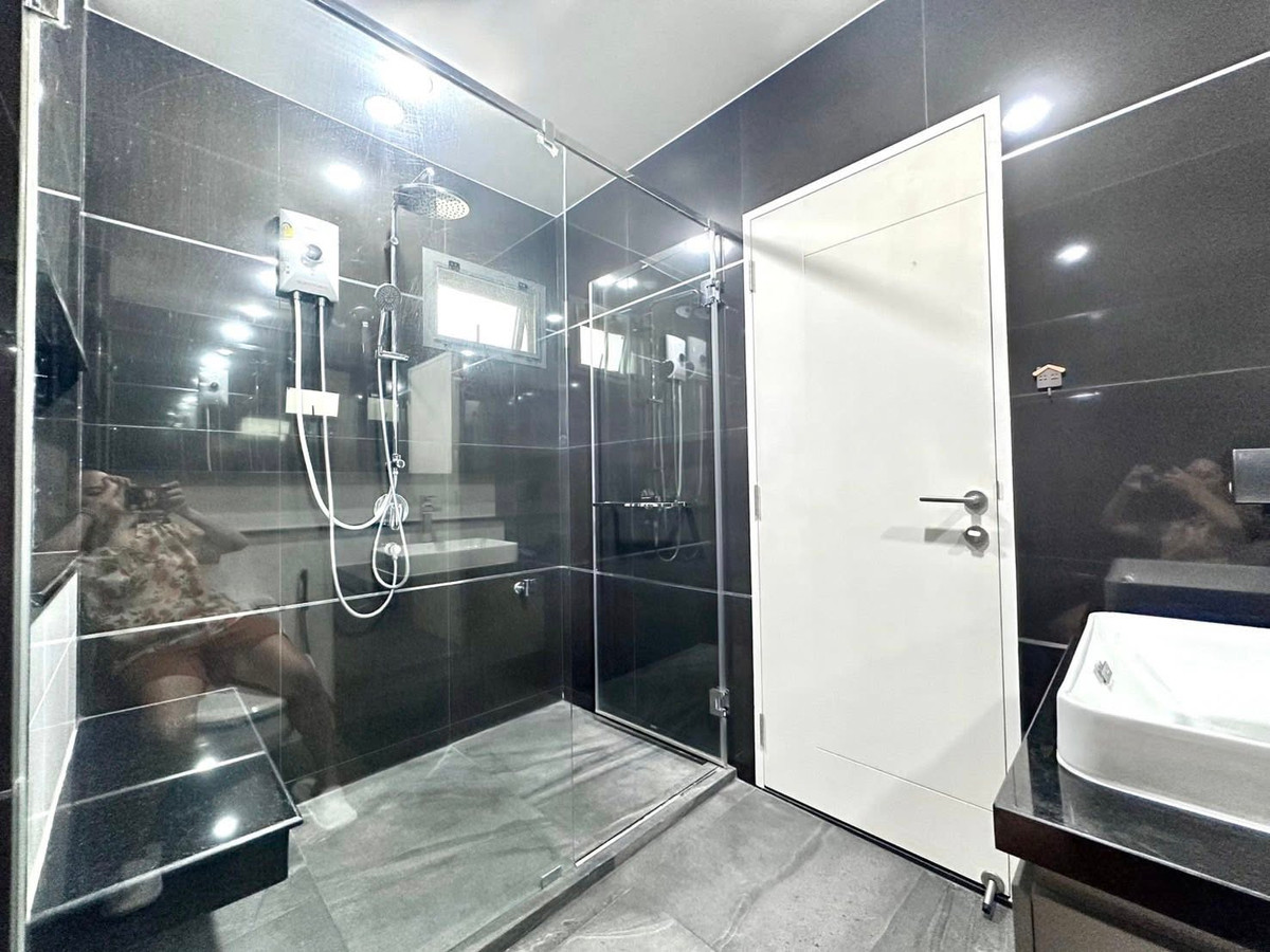 ให้เช่าบ้านพัฒนาการ ศรีนครินทร์ : บ้านเดี่ยวให้เช่า Setthasiri Krungthep Kreetha 2 พร้อมเข้าอยู่ ใกล้โรงเรียนนานาชาติ Please call: 062-496-6454