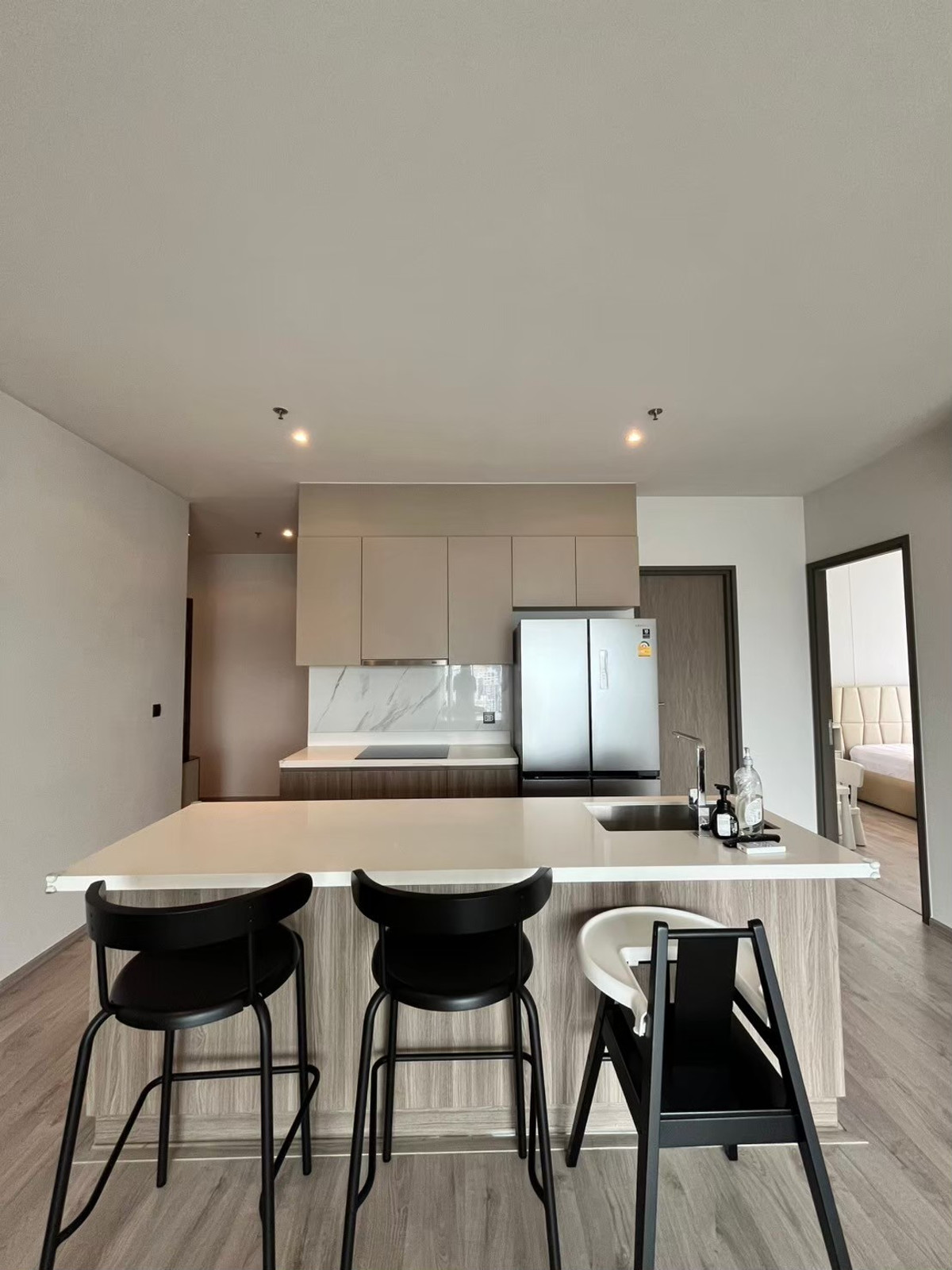 For RentCondoSukhumvit, Asoke, Thonglor : 🔥 Hot Deal 2 bedrooms with best layout for rent rhythm ekkamai estate 🔥