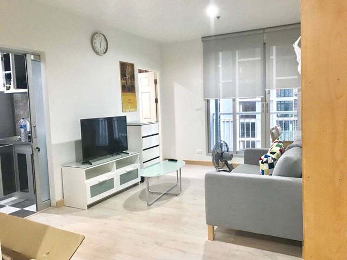 For RentCondoRatchadapisek, Huaikwang, Suttisan : !! Beautiful room for rent, Condo Life Ratchada-Huaikwang, near MRT Huai Khwang.