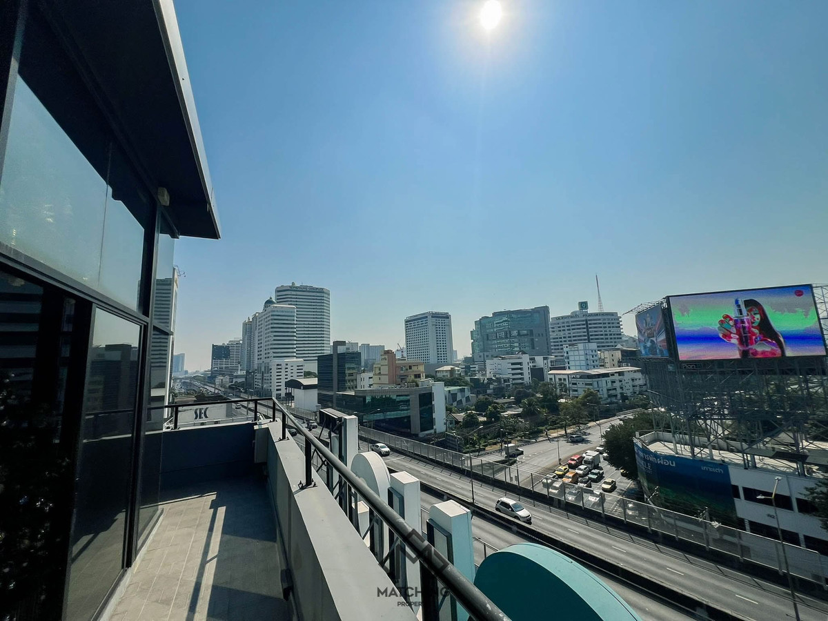 Shop HouseRama9, Petchburi, RCA : 6901-076 For sale/rent, Standalone Style office building, modern, 8 floors, ready for use, Rama 9 area.