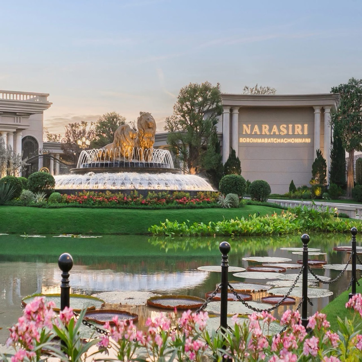 ขายบ้านปิ่นเกล้า จรัญสนิทวงศ์ : 📌รอบ VVIP นาราสิริ บรมราชชนนี | Narasiri Borommaratchachonnani ราคาเริ่มต้น 55-120 MB บนทำเลถนนใหญ่บรมราชชนนี สอบถามเพิ่มเติม 086-795-9997 (จิมมี่)