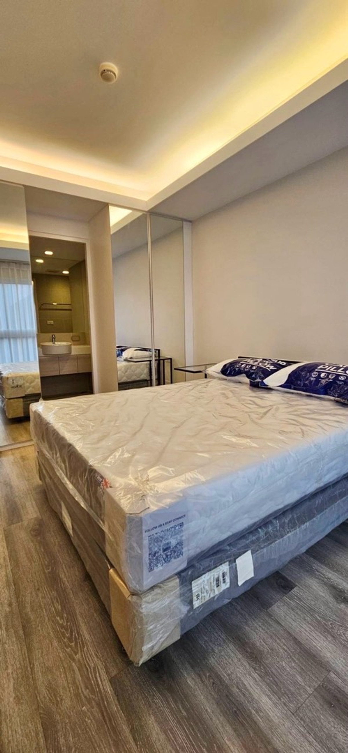 ให้เช่าคอนโดแจ้งวัฒนะ เมืองทอง : 📍 โครงการ : Double Lake Condominium Phase 2🚝 ใกล้ : MRT สายสีชมพู สถานีทะเลสาบเมืองทองธานี 💵 ราคาเช่า : 13,000 บาท / เดือน